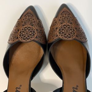 NWOT Brighton Fresco Closed Dress Shoes